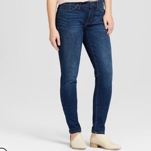 Universal Thread jeans